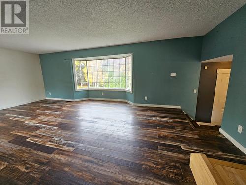 3431 Spruce Road, Chetwynd, BC - Indoor Photo Showing Other Room