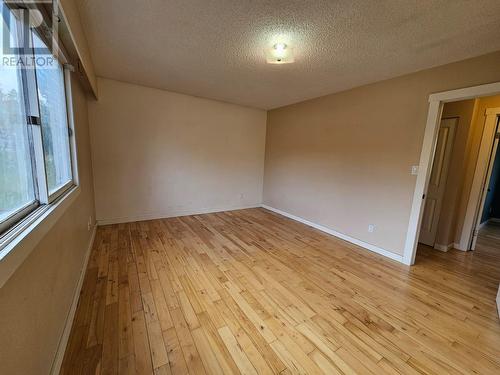 3431 Spruce Road, Chetwynd, BC - Indoor Photo Showing Other Room