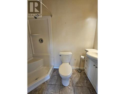 3431 Spruce Road, Chetwynd, BC - Indoor Photo Showing Bathroom