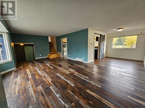 3431 Spruce Road, Chetwynd, BC - Indoor Photo Showing Other Room