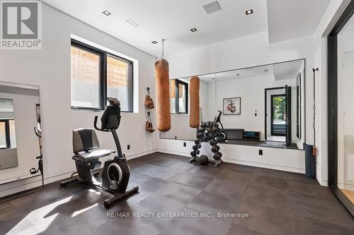 1535 Glenburnie Road, Mississauga, ON - Indoor Photo Showing Gym Room