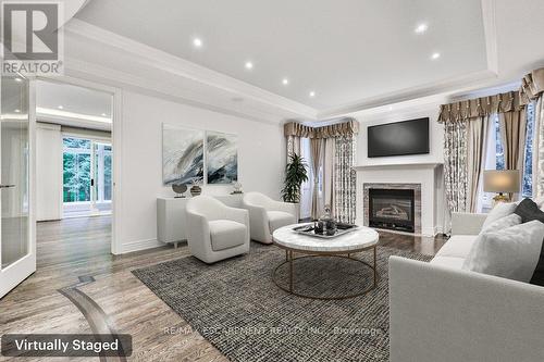 150 Indian Valley Trail W, Mississauga, ON - Indoor Photo Showing Living Room With Fireplace