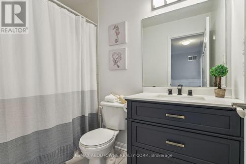 2278 Grand Oak Trail, Oakville, ON - Indoor Photo Showing Bathroom