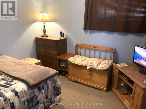 543 Crystal Drive, Peterborough (Ashburnham), ON - Indoor Photo Showing Bedroom