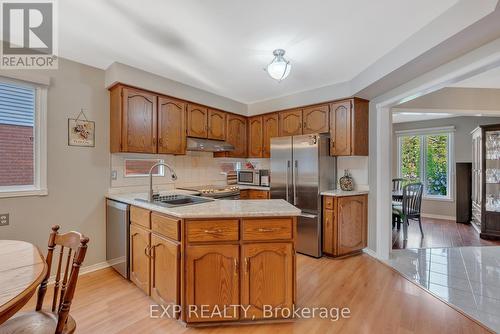 95 First Road W, Hamilton, ON - Indoor Photo Showing Kitchen