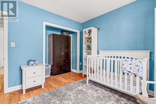 53 Paling Court, Hamilton, ON - Indoor Photo Showing Bedroom