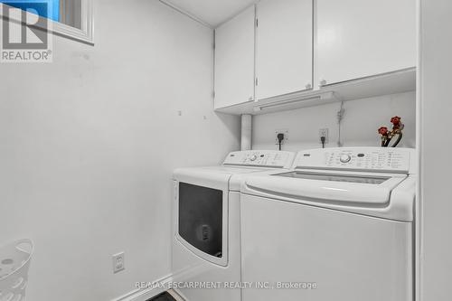 53 Paling Court, Hamilton, ON - Indoor Photo Showing Laundry Room