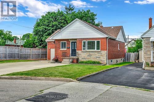 53 Paling Court, Hamilton, ON - Outdoor