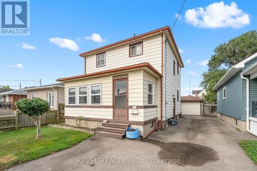 9 King Street, Thorold, ON - Outdoor