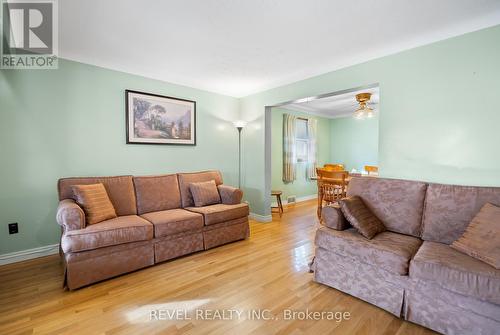 9 King Street, Thorold, ON - Indoor Photo Showing Living Room