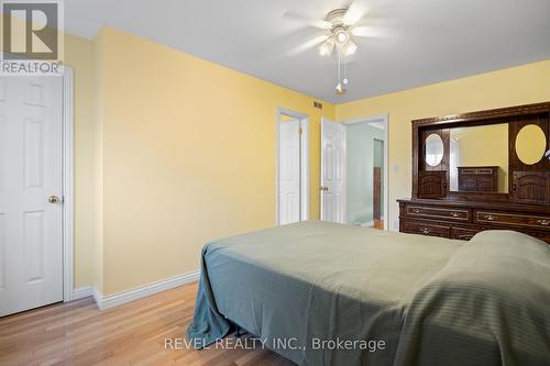 9 King Street, Thorold, ON - Indoor Photo Showing Bedroom