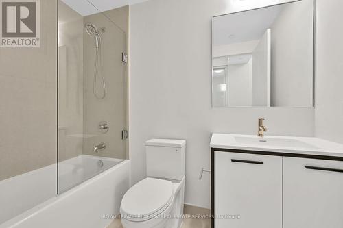 201 - 385 Winston Road, Grimsby, ON - Indoor Photo Showing Bathroom