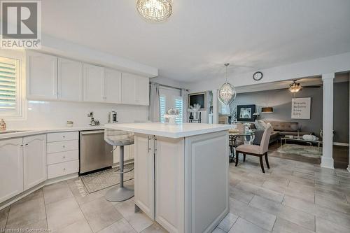 260 Chesley Street, Hamilton, ON - Indoor Photo Showing Kitchen