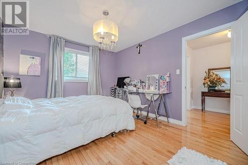 260 Chesley Street, Hamilton, ON - Indoor Photo Showing Bedroom