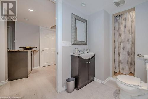 260 Chesley Street, Hamilton, ON - Indoor Photo Showing Bathroom