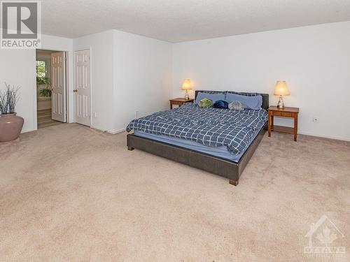 23 Pittaway Avenue, Ottawa, ON - Indoor Photo Showing Bedroom