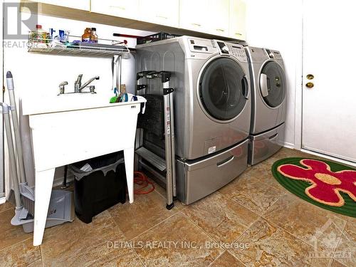 23 Pittaway Avenue, Ottawa, ON - Indoor Photo Showing Laundry Room