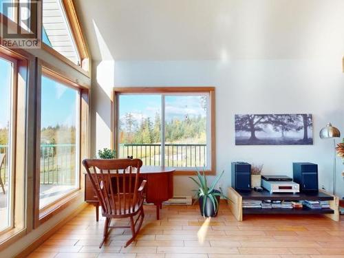 6268 Shelter Point Road, Texada Island, BC - Indoor