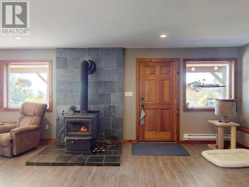 6268 Shelter Point Road, Texada Island, BC - Indoor With Fireplace