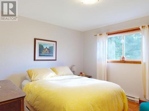 6268 Shelter Point Road, Texada Island, BC - Indoor Photo Showing Bedroom