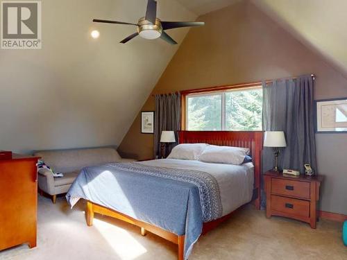 6268 Shelter Point Road, Texada Island, BC - Indoor Photo Showing Bedroom