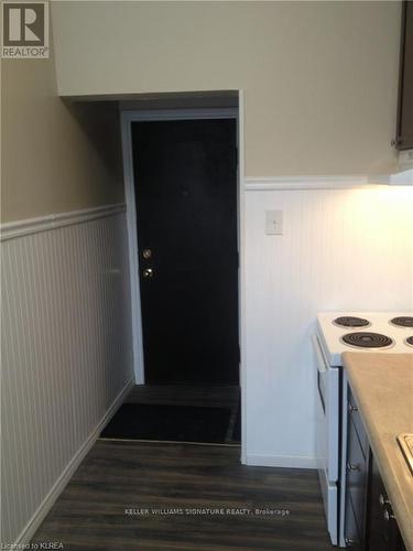 9 Simcoe Street, Kawartha Lakes, ON - Indoor Photo Showing Kitchen