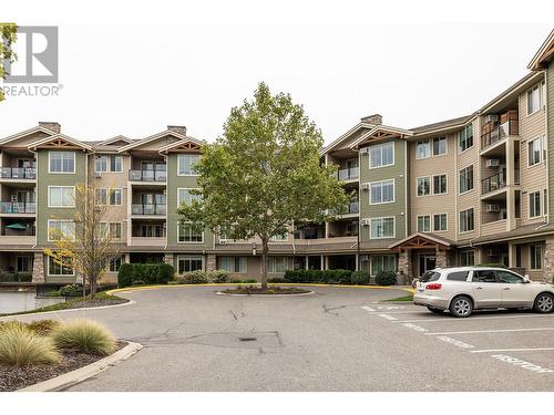 3739 Casorso Road Unit# 118, Kelowna, BC - Outdoor With Facade