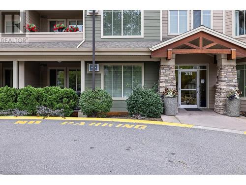 3739 Casorso Road Unit# 118, Kelowna, BC - Outdoor With Facade