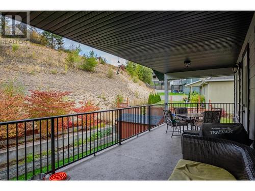 3712 5Th Avenue, Castlegar, BC - Outdoor With Deck Patio Veranda With Exterior