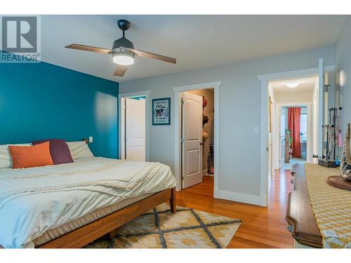 3712 5Th Avenue, Castlegar, BC - Indoor Photo Showing Bedroom