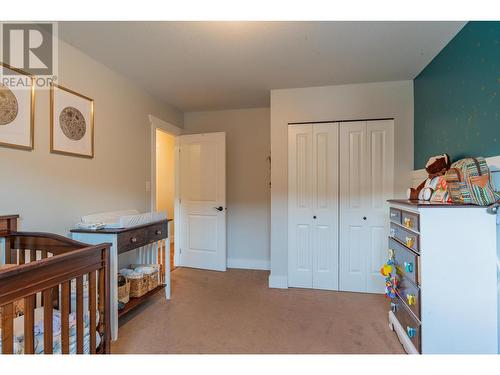 3712 5Th Avenue, Castlegar, BC - Indoor Photo Showing Bedroom