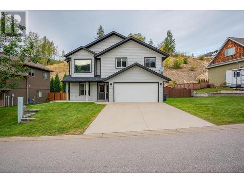 3712 5Th Avenue, Castlegar, BC - Outdoor