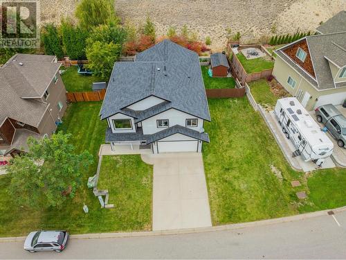 3712 5Th Avenue, Castlegar, BC - Outdoor