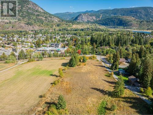 738 Meadowlark Lane, Castlegar, BC - Outdoor With View