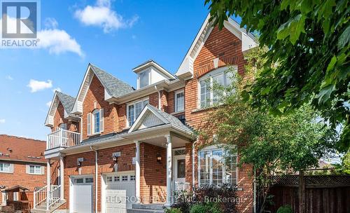 160 Old Colony Road, Richmond Hill, ON - Outdoor With Facade