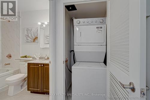 117 - 50 Via Rosedale, Brampton, ON - Indoor Photo Showing Laundry Room