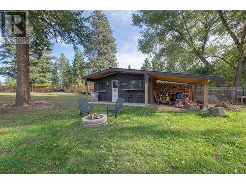 2140 Saddleview Avenue, Lumby, BC - Outdoor