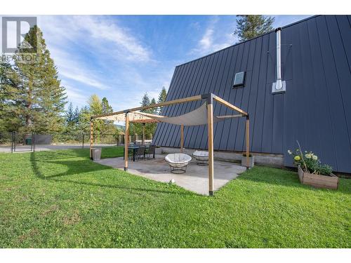 2140 Saddleview Avenue, Lumby, BC - Outdoor