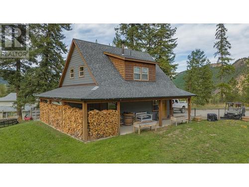 2140 Saddleview Avenue, Lumby, BC - Outdoor With Deck Patio Veranda