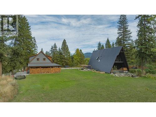 2140 Saddleview Avenue, Lumby, BC - Outdoor