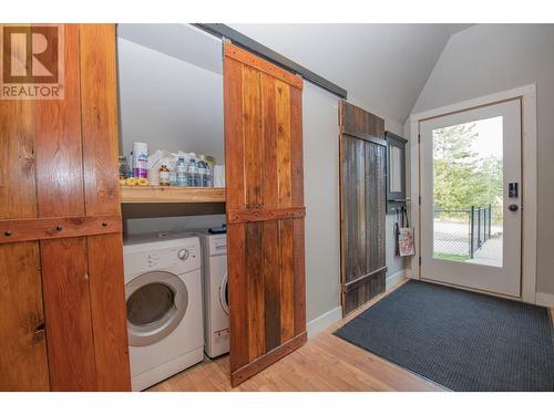 2140 Saddleview Avenue, Lumby, BC - Indoor Photo Showing Laundry Room