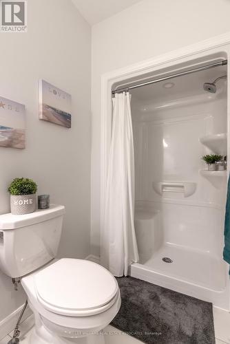 115 Lanz Boulevard, Chatham-Kent, ON - Indoor Photo Showing Bathroom