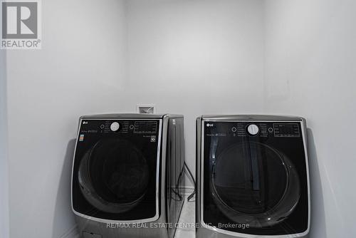 6074 Pauline Drive, Niagara Falls, ON - Indoor Photo Showing Laundry Room