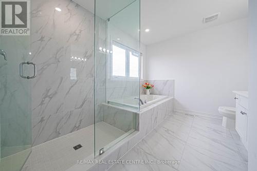 6074 Pauline Drive, Niagara Falls, ON - Indoor Photo Showing Bathroom