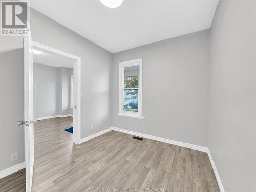 1255 Windsor Avenue, Windsor, ON - Indoor Photo Showing Other Room