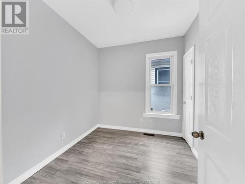 1255 Windsor Avenue, Windsor, ON - Indoor Photo Showing Other Room