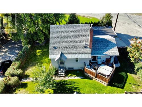 875 Kipling Street, Warfield, BC - Outdoor With Deck Patio Veranda