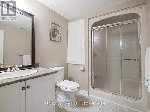 34 Briar Gate Way, New Tecumseth, ON - Indoor Photo Showing Bathroom