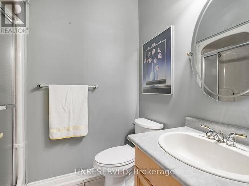 34 Briar Gate Way, New Tecumseth, ON - Indoor Photo Showing Bathroom