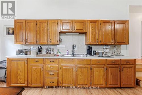 69 Booster Park Road, Marmora And Lake, ON - Indoor Photo Showing Kitchen With Double Sink